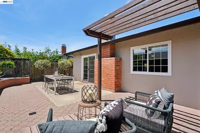 328 Sand Beach Rd, Alameda, CA 94501 - Photo 46
