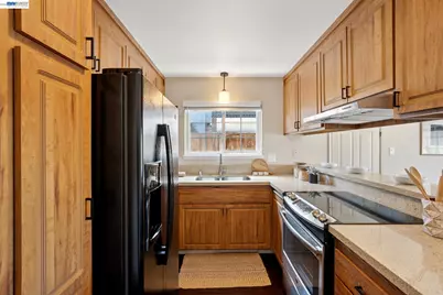 328 Sand Beach Rd, Alameda, CA 94501 - Photo 20