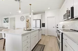 2225 Delta Vw Ave, Sacramento, CA 95832 - Photo 12