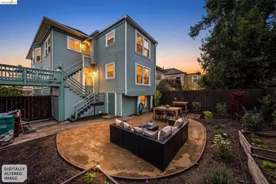 532 42nd St, Oakland, CA 94609 - Photo 2
