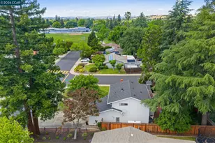 326 Dogwood Dr, Walnut Creek, CA 94598 - Photo 4