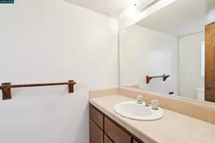 3391 Woodview Dr, Lafayette, CA 94549 - Photo 14