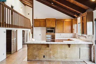 3391 Woodview Dr, Lafayette, CA 94549 - Photo 10