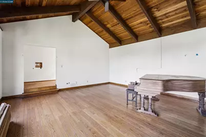 3391 Woodview Dr, Lafayette, CA 94549 - Photo 6