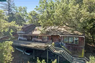 3391 Woodview Dr, Lafayette, CA 94549 - Photo 2