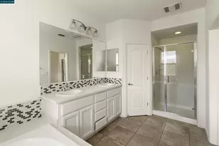 1555 Glenn St, Hayward, CA 94545 - Photo 18