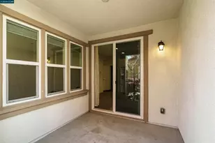 1555 Glenn St, Hayward, CA 94545 - Photo 10
