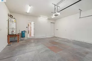 1500 Scenic Dr, Modesto, CA 95355 - Photo 36
