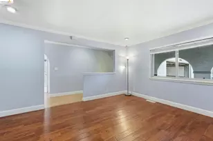 3305 Fir Ave, Alameda, CA 94502 - Photo 4