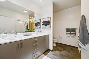 288 3rd St, Oakland, CA 94607 - Photo 36
