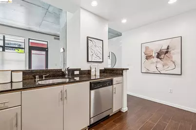 288 3rd St #104, Oakland, CA 94607 - Photo 20