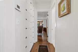389 38th St, Oakland, CA 94609 - Photo 20