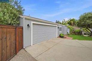 370 Scarlet Oak Ct, Pleasant Hill, CA 94523 - Photo 4