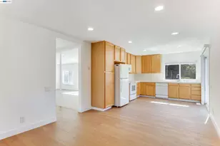 654 Calpella Dr, San Jose, CA 95136 - Photo 10