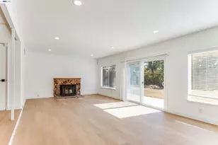 654 Calpella Dr, San Jose, CA 95136 - Photo 6
