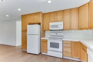 654 Calpella Dr, San Jose, CA 95136 - Photo 12