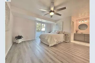 93 Shaniko Cmn #24, Fremont, CA 94539 - Photo 12