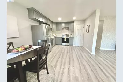 93 Shaniko Cmn #24, Fremont, CA 94539 - Photo 8