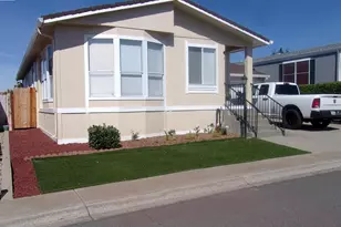 1840 Paris Ln, Antioch, CA 94509 - Photo 2