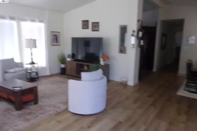 1840 Paris Lane #61, Antioch, CA 94509 - Photo 4