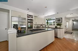 4 Burnt Oak Cir, Lafayette, CA 94549 - Photo 14