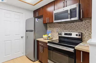 1792 Bevin Brook Dr, San Jose, CA 95112 - Photo 12