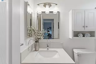 1792 Bevin Brook Dr, San Jose, CA 95112 - Photo 20