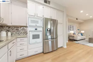 2963 Sorrento Way, Union City, CA 94587 - Photo 22