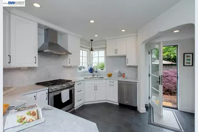 905 Del Mar Ave, Alameda, CA 94501 - Photo 6