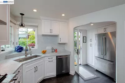 905 Del Mar Ave, Alameda, CA 94501 - Photo 20