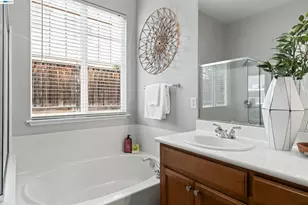 327 Goodall Dr, Mountain House, CA 95391 - Photo 28