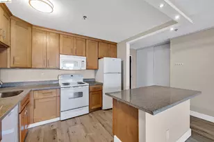 555 Pierce St, Albany, CA 94706 - Photo 12