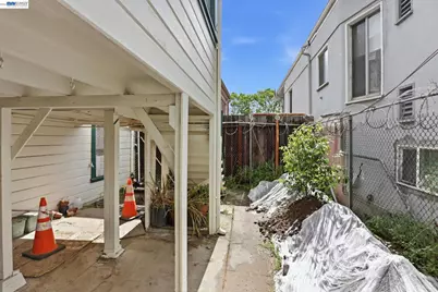 55 8th St, Oakland, CA 94607 - Photo 36