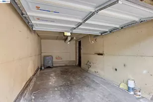 55 8th St, Oakland, CA 94607 - Photo 34
