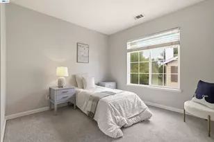 7445 Brigadoon Way, Dublin, CA 94568 - Photo 34