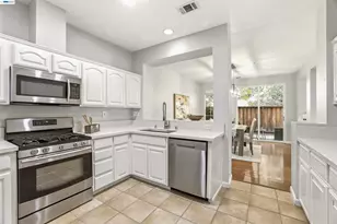 7445 Brigadoon Way, Dublin, CA 94568 - Photo 6