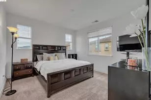 5659 Daylily St, Newark, CA 94560 - Photo 14
