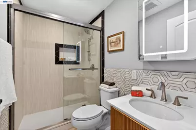 552 Haight Ave, Alameda, CA 94501 - Photo 38