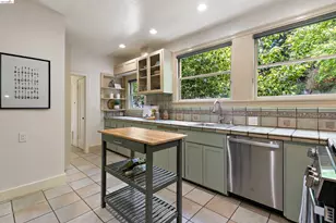 774 Trestle Glen Rd, Oakland, CA 94610 - Photo 18