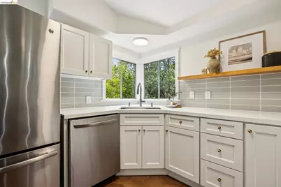 1201 Mountain Blvd, Oakland, CA 94611 - Photo 20