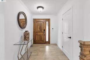 2616 Peartree Ln, San Jose, CA 95121 - Photo 6