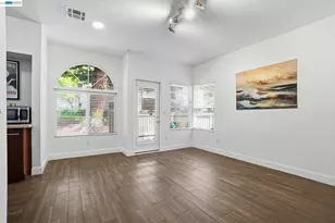 1405 Forest Run, Hercules, CA 94547 - Photo 10