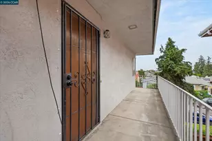 4810 Fairfax, Oakland, CA 94601 - Photo 6