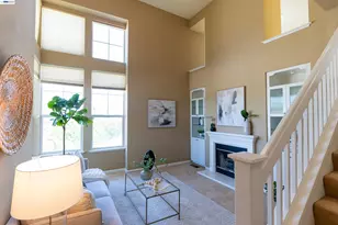 742 6th St, San Jose, CA 95112 - Photo 2