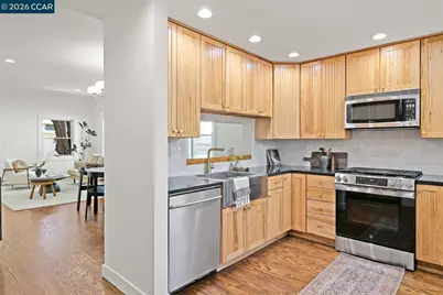 2703 Mathews St, Berkeley, CA 94702 - Photo 12
