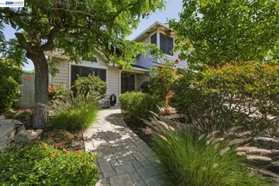 3917 Warbler Dr, Antioch, CA 94509 - Photo 4