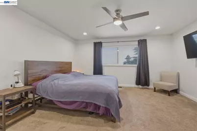 3917 Warbler Dr, Antioch, CA 94509 - Photo 32