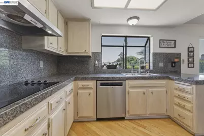 3917 Warbler Dr, Antioch, CA 94509 - Photo 16