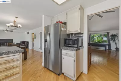 3917 Warbler Dr, Antioch, CA 94509 - Photo 20