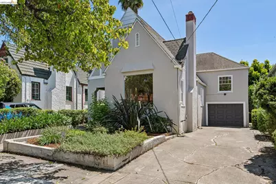 575 58th St, Oakland, CA 94609 - Photo 2